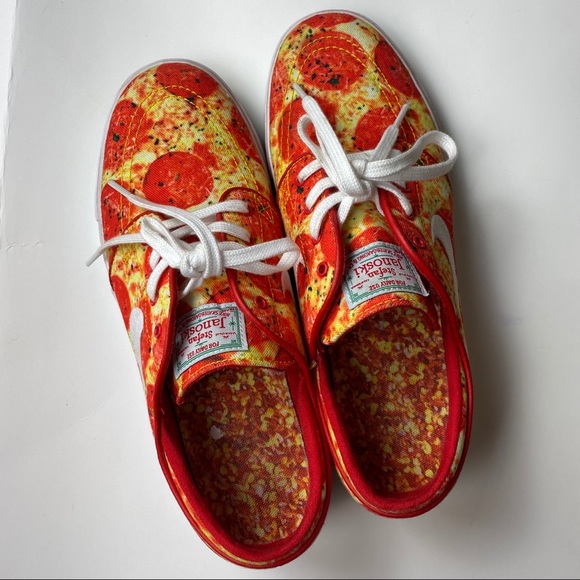 janoski pizza shoes